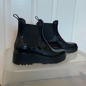 Black ankle boots